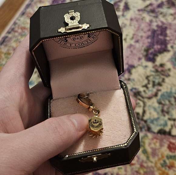 RARE Authentic Juicy Couture Tropical Cocktail Red Tea Charm With Umbrella & Box - Picture 3 of 11